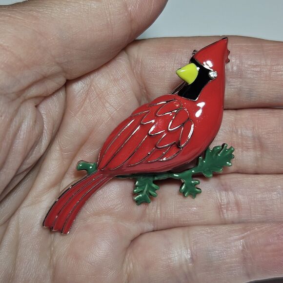 Silver Tone Cardinal Christmas Brooch Pin Red Green Enamel Clear Rhinestone Eye - Picture 1 of 10